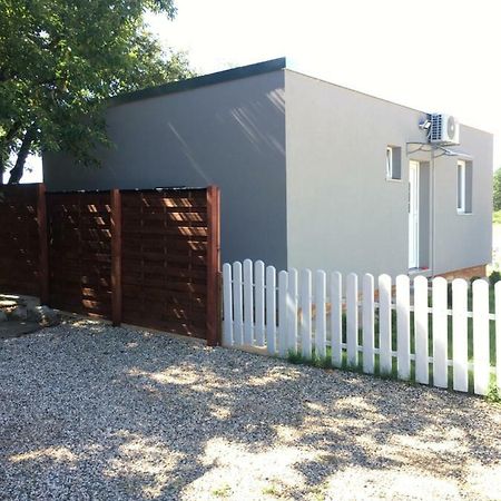 Apartment Grey Porec Bagian luar foto