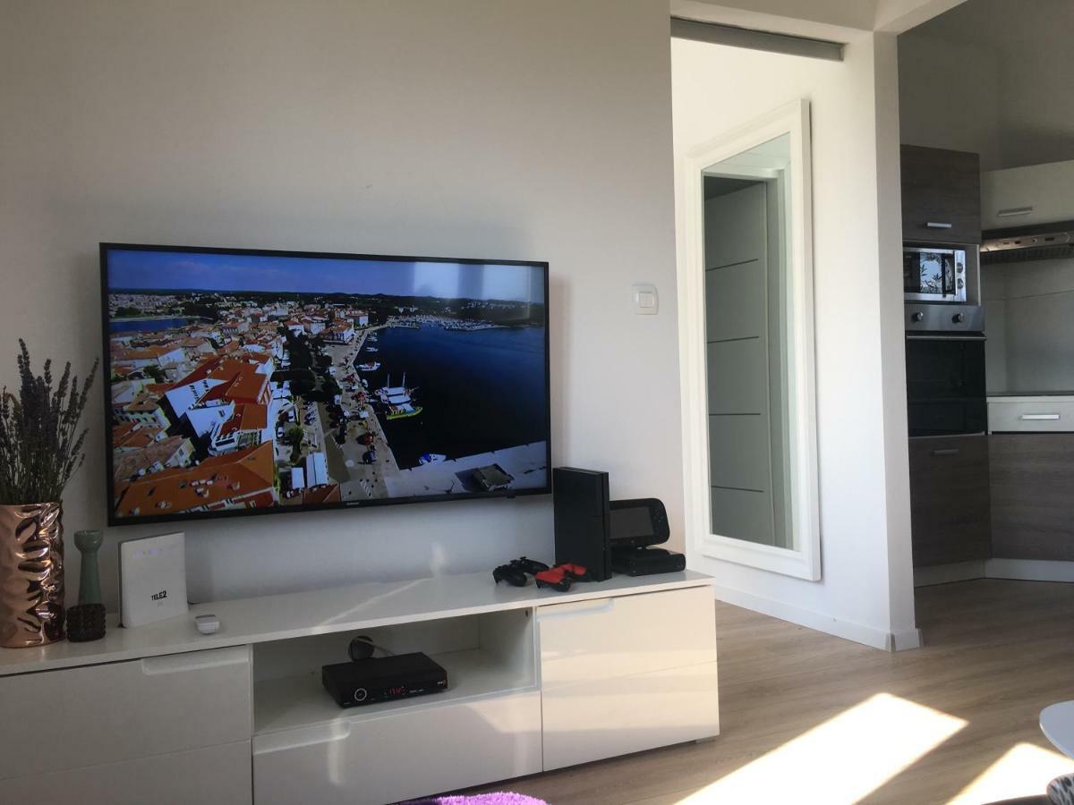 Apartment Grey Porec Bagian luar foto